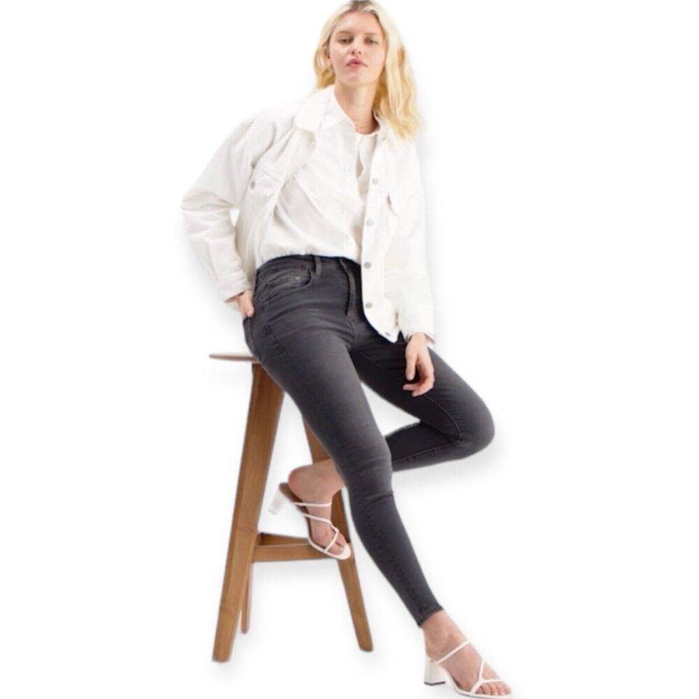 Levi Women Size 26 Faded Black 721 High Rise Skinny Denim Jeans